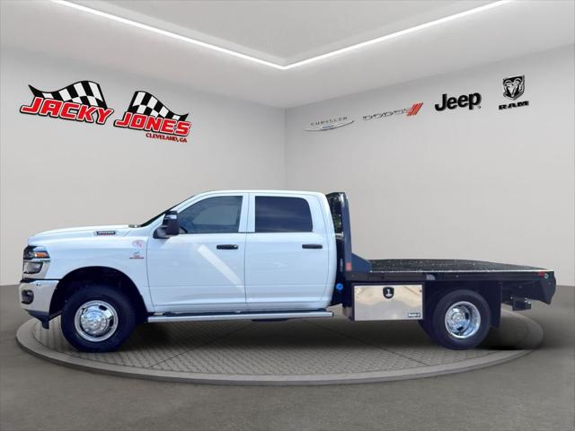 2026 RAM Ram 3500 Chassis Cab RAM 3500 TRADESMAN CREW CAB CHASSIS 4X4 60 CA