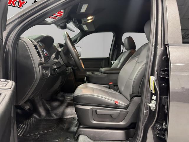 2026 RAM Ram 3500 Chassis Cab RAM 3500 TRADESMAN CREW CAB CHASSIS 4X4 60 CA