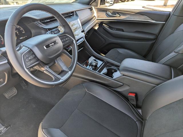 2026 Jeep Grand Cherokee Altitude 4x4
