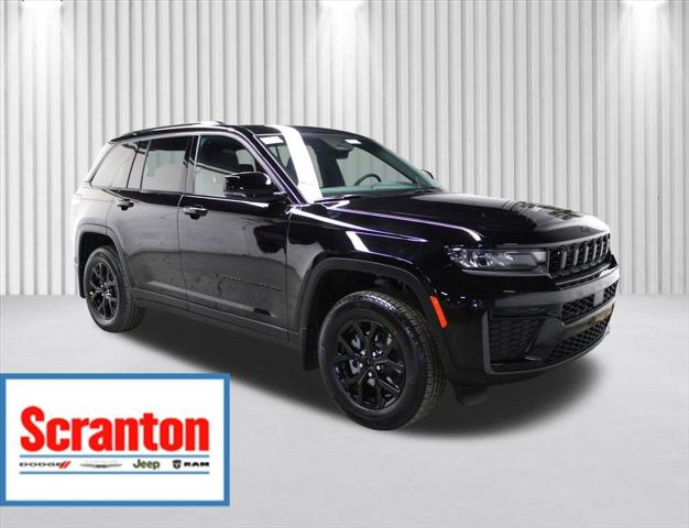 2026 Jeep Grand Cherokee GRAND CHEROKEE LAREDO ALTITUDE 4X4