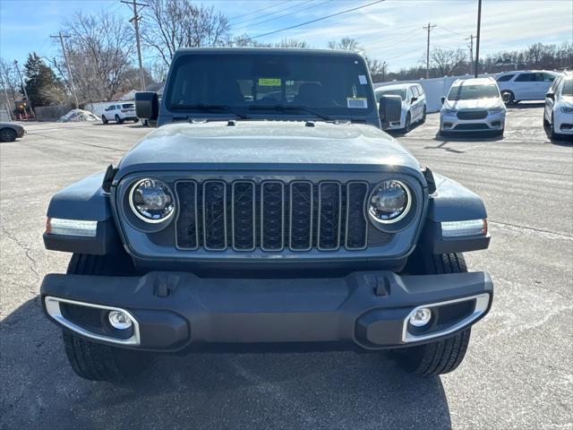 2026 Jeep Gladiator GLADIATOR SAHARA 4X4 2026 Jeep Gladiator GLADIATOR SAHARA 4X4