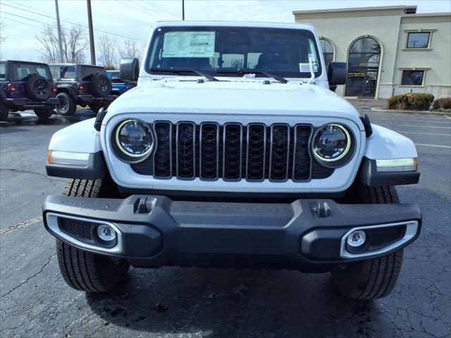 2026 Jeep Gladiator GLADIATOR SAHARA 4X4