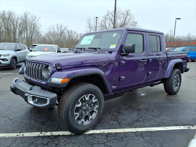2026 Jeep Gladiator GLADIATOR SAHARA 4X4