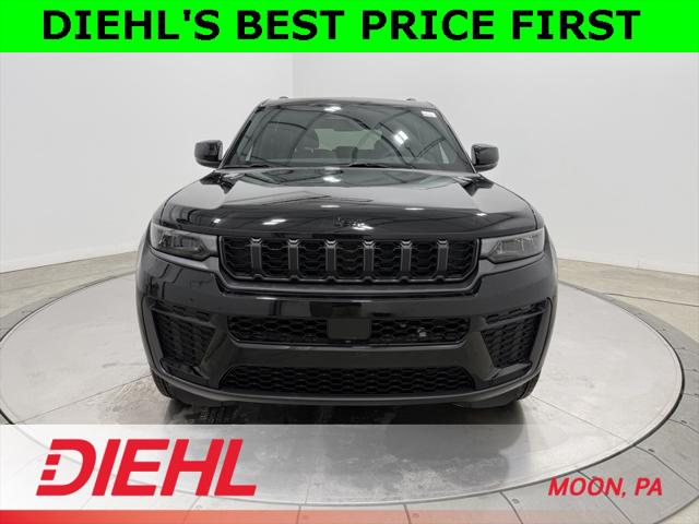2026 Jeep Grand Cherokee GRAND CHEROKEE LAREDO ALTITUDE 4X4