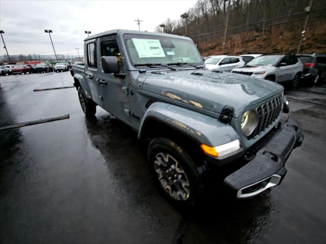 2026 Jeep Gladiator GLADIATOR SAHARA 4X4