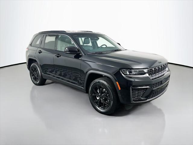 2026 Jeep Grand Cherokee GRAND CHEROKEE LAREDO ALTITUDE 4X4