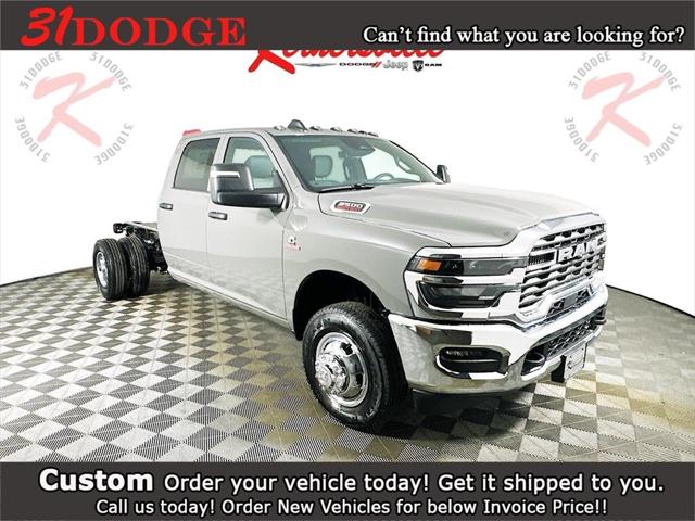 2026 RAM Ram 3500 Chassis Cab RAM 3500 TRADESMAN CREW CAB CHASSIS 4X2 60 CA 2026 RAM Ram 3500 Chassis Cab RAM 3500 TRADESMAN CREW CAB CHASSIS 4X2 60 CA