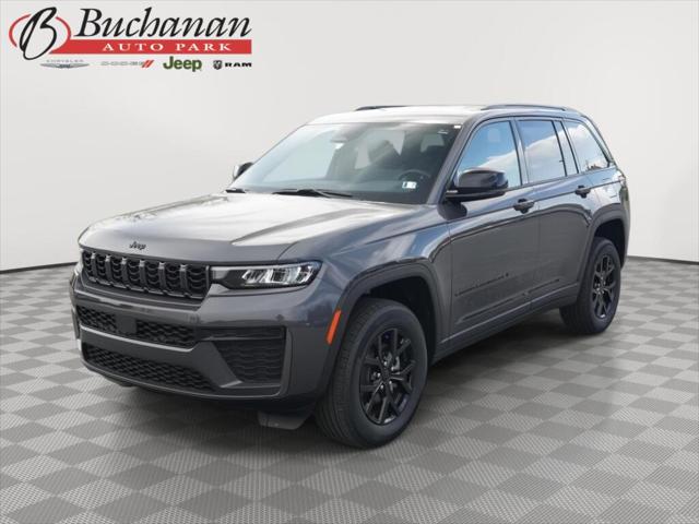 2026 Jeep Grand Cherokee GRAND CHEROKEE LAREDO ALTITUDE 4X4