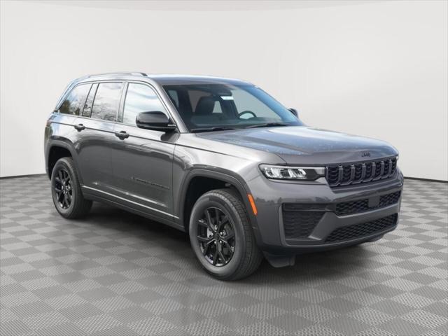 2026 Jeep Grand Cherokee GRAND CHEROKEE LAREDO ALTITUDE 4X4