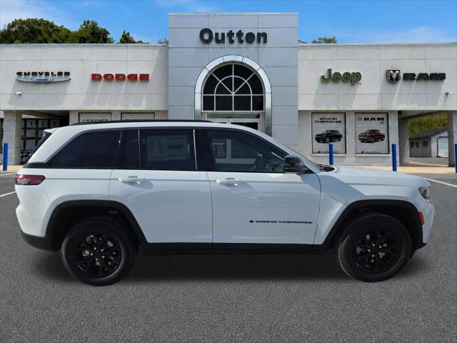 2026 Jeep Grand Cherokee GRAND CHEROKEE LAREDO ALTITUDE 4X4 2026 Jeep Grand Cherokee GRAND CHEROKEE LAREDO ALTITUDE 4X4