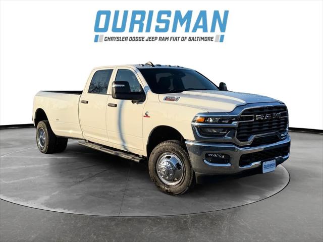 2026 RAM Ram 3500 RAM 3500 TRADESMAN CREW CAB 4X4 8 BOX