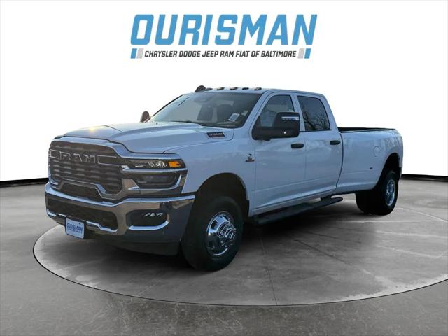 2026 RAM Ram 3500 RAM 3500 TRADESMAN CREW CAB 4X4 8 BOX