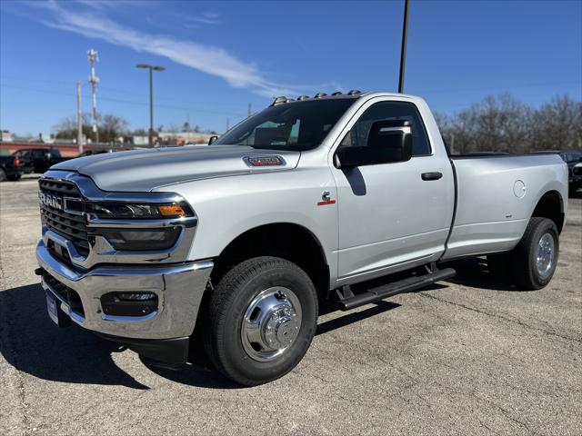 2026 RAM Ram 3500 RAM 3500 TRADESMAN REGULAR CAB 4X4 8 BOX