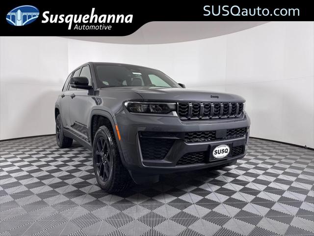 2026 Jeep Grand Cherokee GRAND CHEROKEE ALTITUDE 4X4