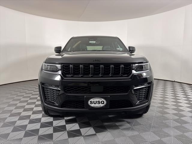 2026 Jeep Grand Cherokee GRAND CHEROKEE ALTITUDE 4X4