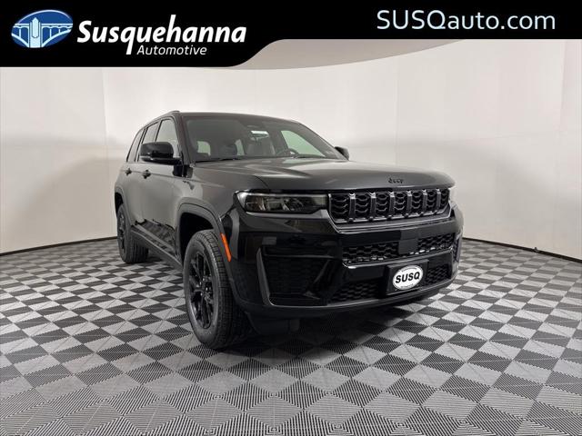 2026 Jeep Grand Cherokee GRAND CHEROKEE LAREDO ALTITUDE 4X4 2026 Jeep Grand Cherokee GRAND CHEROKEE LAREDO ALTITUDE 4X4
