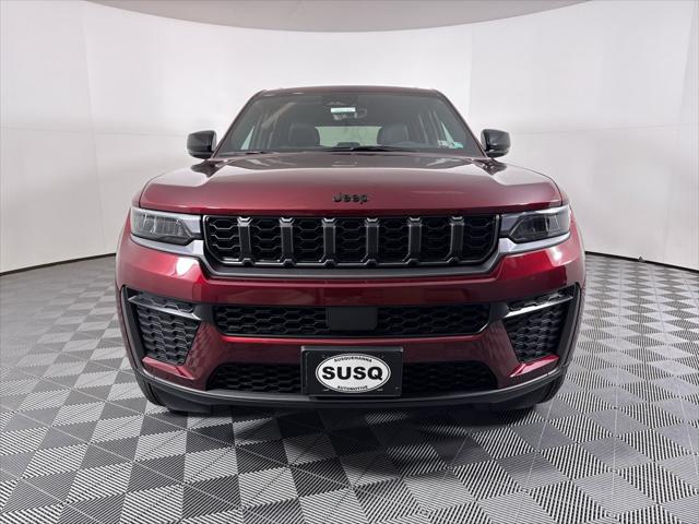 2026 Jeep Grand Cherokee GRAND CHEROKEE LAREDO ALTITUDE 4X4 2026 Jeep Grand Cherokee GRAND CHEROKEE LAREDO ALTITUDE 4X4