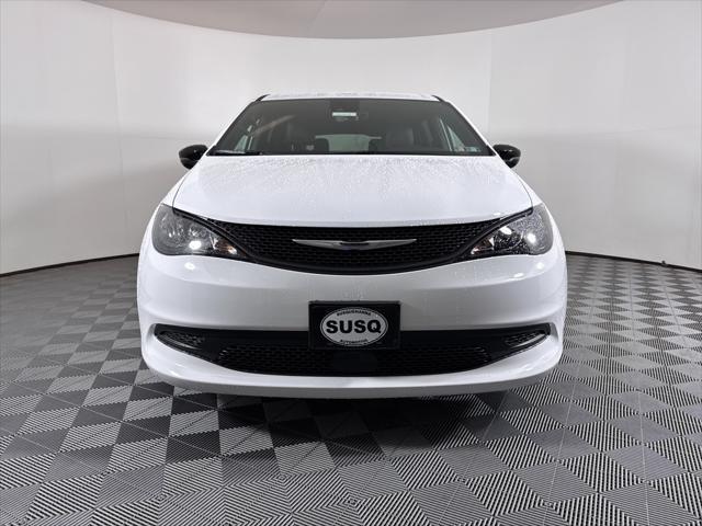 2026 Chrysler Voyager VOYAGER LX