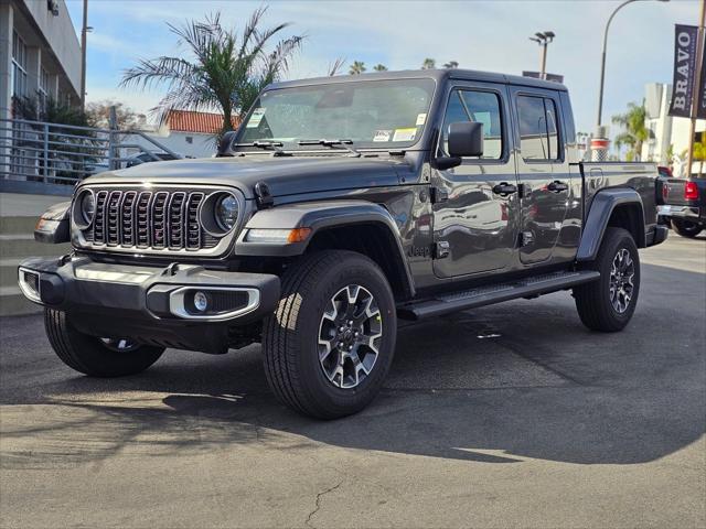 2026 Jeep Gladiator GLADIATOR SAHARA 4X4