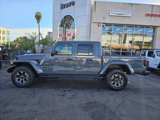 2026 Jeep Gladiator GLADIATOR SAHARA 4X4