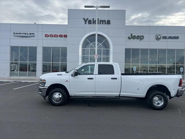 2026 RAM Ram 3500 RAM 3500 TRADESMAN CREW CAB 4X4 8 BOX