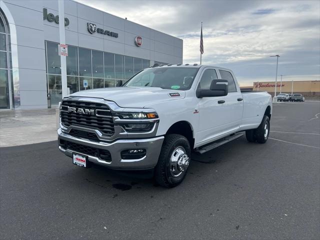 2026 RAM Ram 3500 RAM 3500 TRADESMAN CREW CAB 4X4 8 BOX