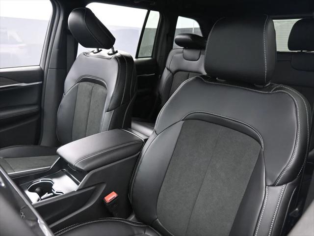 2026 Jeep Grand Cherokee Altitude 4x4