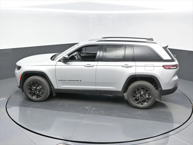 2026 Jeep Grand Cherokee Altitude 4x4
