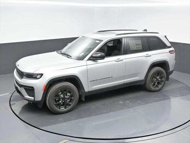 2026 Jeep Grand Cherokee Altitude 4x4