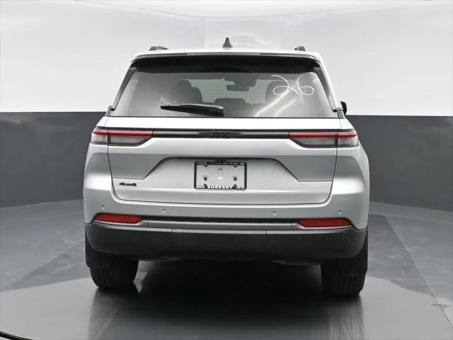2026 Jeep Grand Cherokee Altitude 4x4