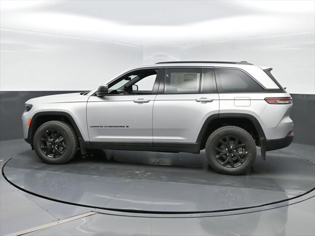 2026 Jeep Grand Cherokee Altitude 4x4