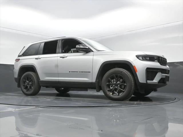 2026 Jeep Grand Cherokee Altitude 4x4