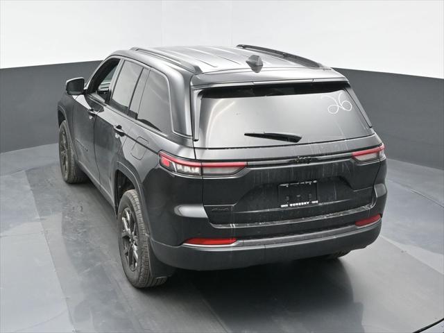 2026 Jeep Grand Cherokee Altitude 4x4