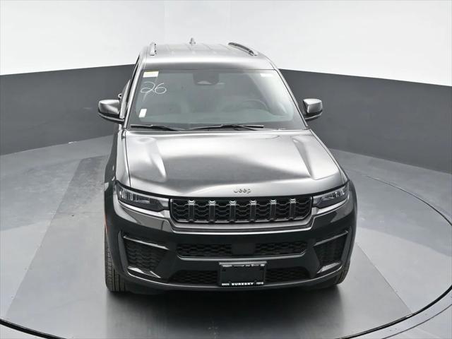2026 Jeep Grand Cherokee Altitude 4x4