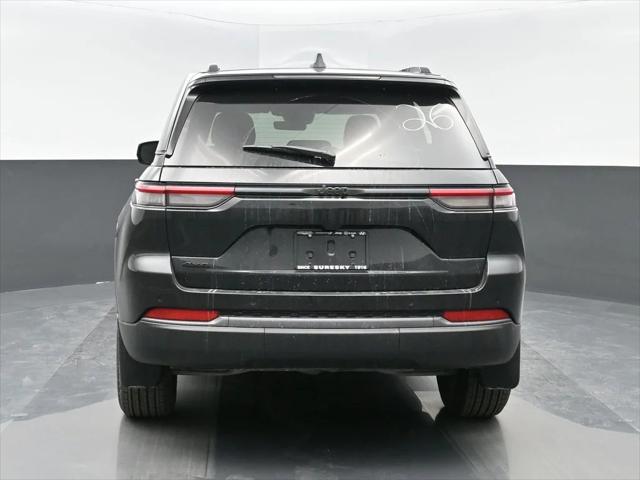 2026 Jeep Grand Cherokee Altitude 4x4