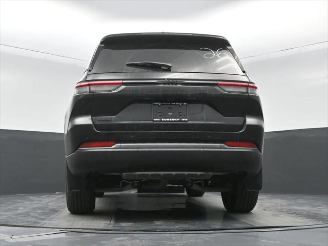 2026 Jeep Grand Cherokee Altitude 4x4