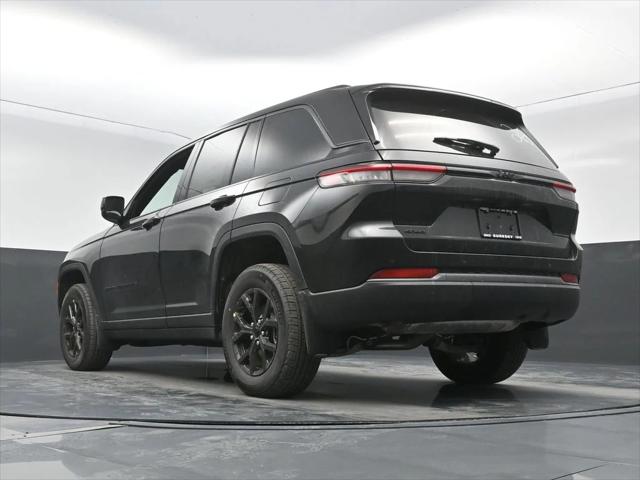 2026 Jeep Grand Cherokee Altitude 4x4