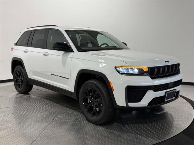 2026 Jeep Grand Cherokee GRAND CHEROKEE ALTITUDE 4X4
