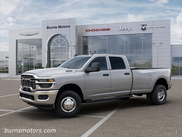 2026 RAM Ram 3500 RAM 3500 TRADESMAN CREW CAB 4X4 8 BOX