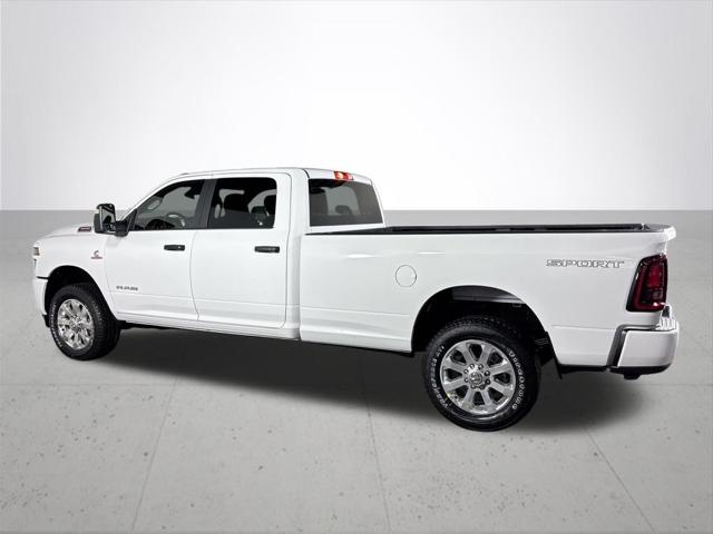 2026 Ram 3500 Big Horn Crew Cab 4x4 8' Box