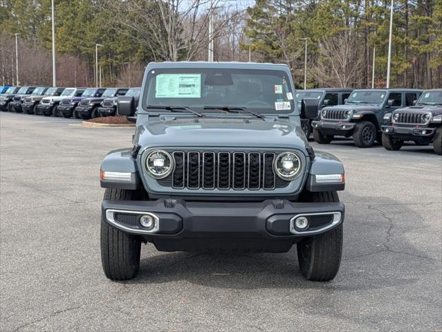 2026 Jeep Gladiator GLADIATOR SAHARA 4X4