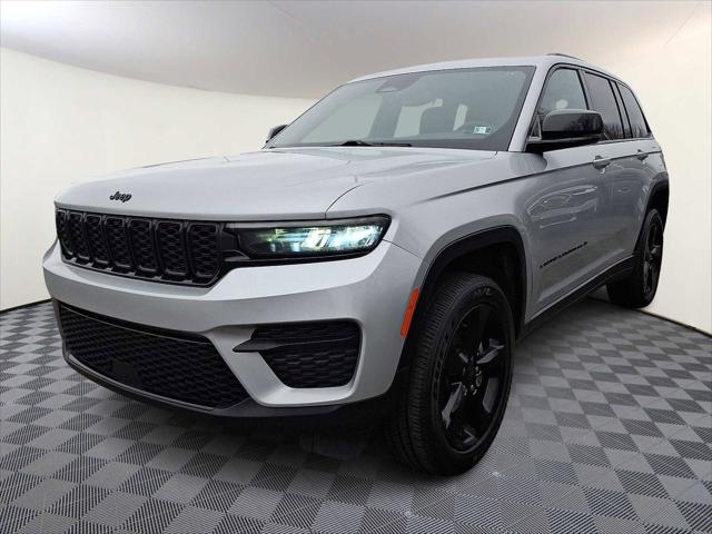 2024 Jeep Grand Cherokee Altitude 4x4 2024 Jeep Grand Cherokee Altitude 4x4