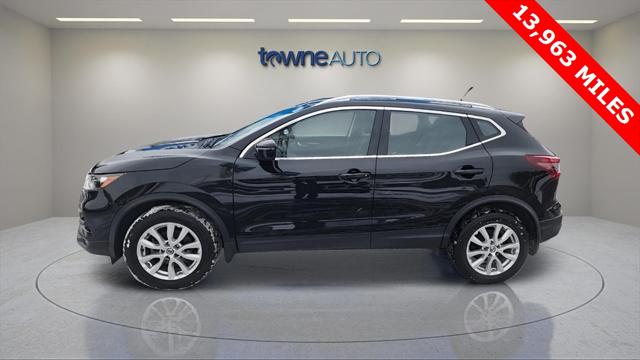 2022 Nissan Rogue Sport SV