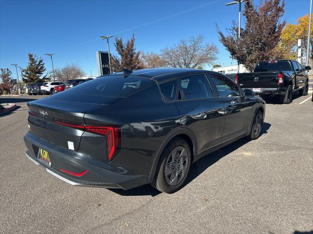 2025 Kia K4 LX 2025 Kia K4 LX