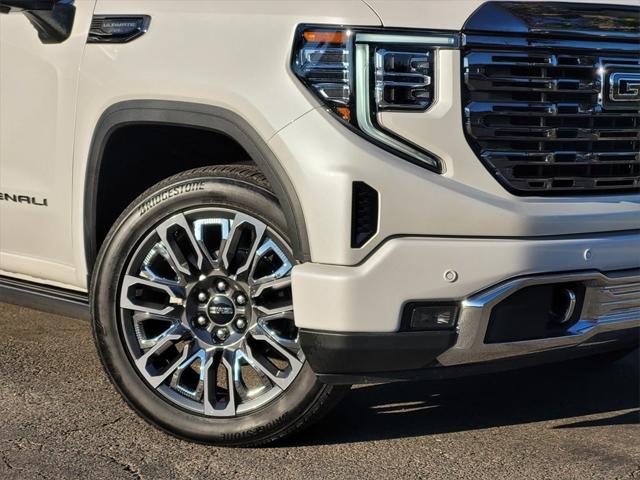 2024 GMC Sierra 1500 4WD Crew Cab Short Box Denali Ultimate 2024 GMC Sierra 1500 4WD Crew Cab Short Box Denali Ultimate