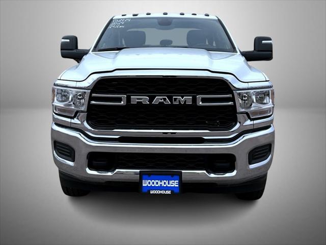 2024 RAM 3500 Tradesman Crew Cab 4x4 64 Box