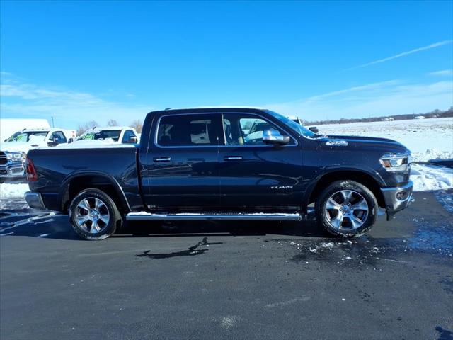 2019 RAM 1500 Laramie Crew Cab 4x4 57 Box 2019 RAM 1500 Laramie Crew Cab 4x4 57 Box