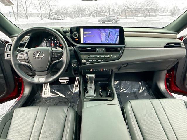 2023 Lexus ES 350 F SPORT Handling