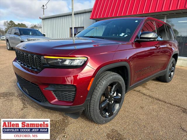 2023 Jeep Grand Cherokee Altitude 4x4