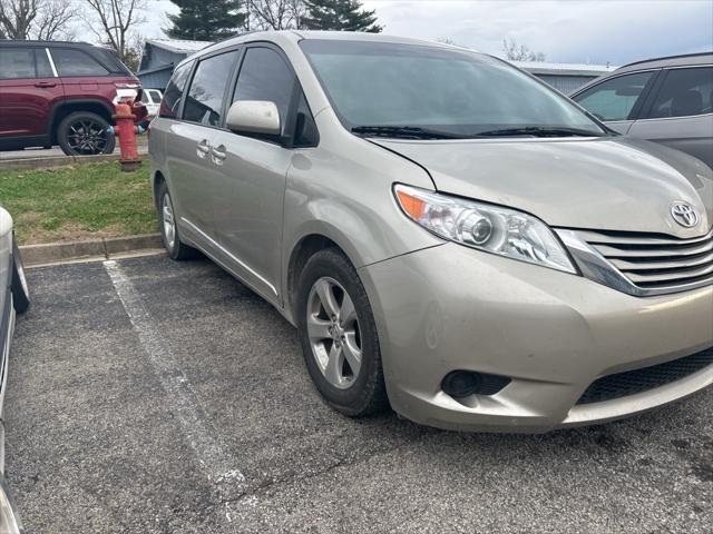 2016 Toyota Sienna LE 7 Passenger 2016 Toyota Sienna LE 7 Passenger